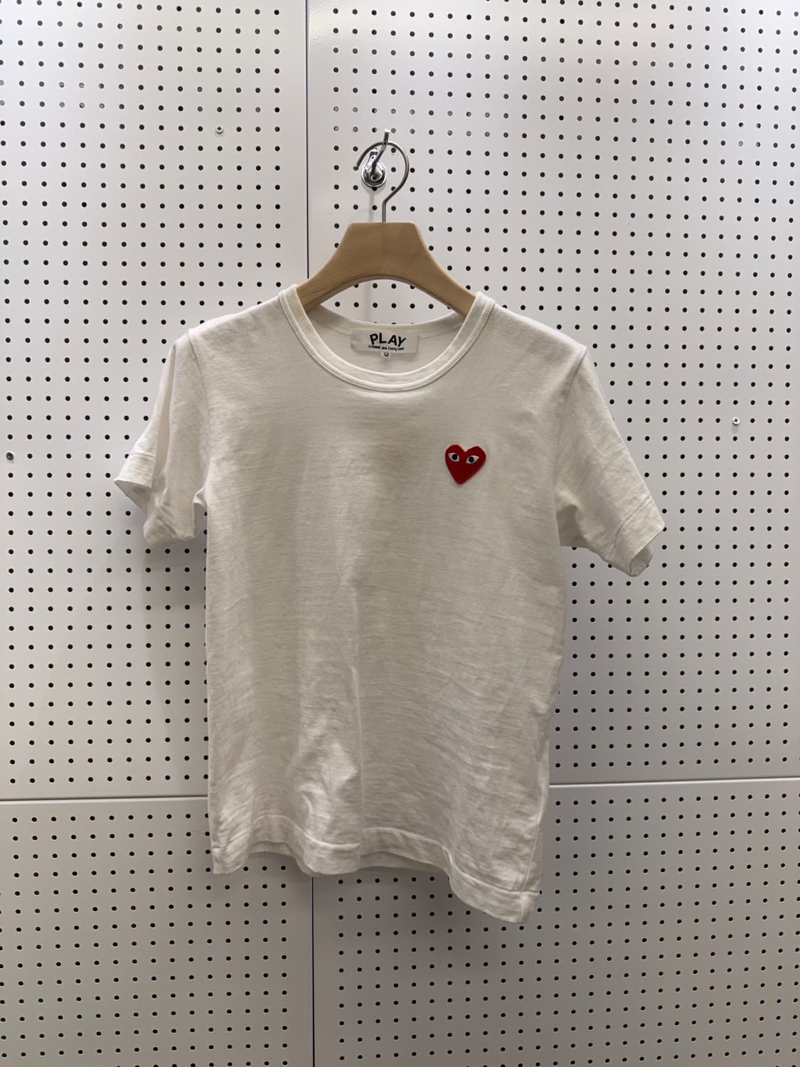 꼼데가르송 플레이 하트 와펜 티셔츠 U674 상품이미지2