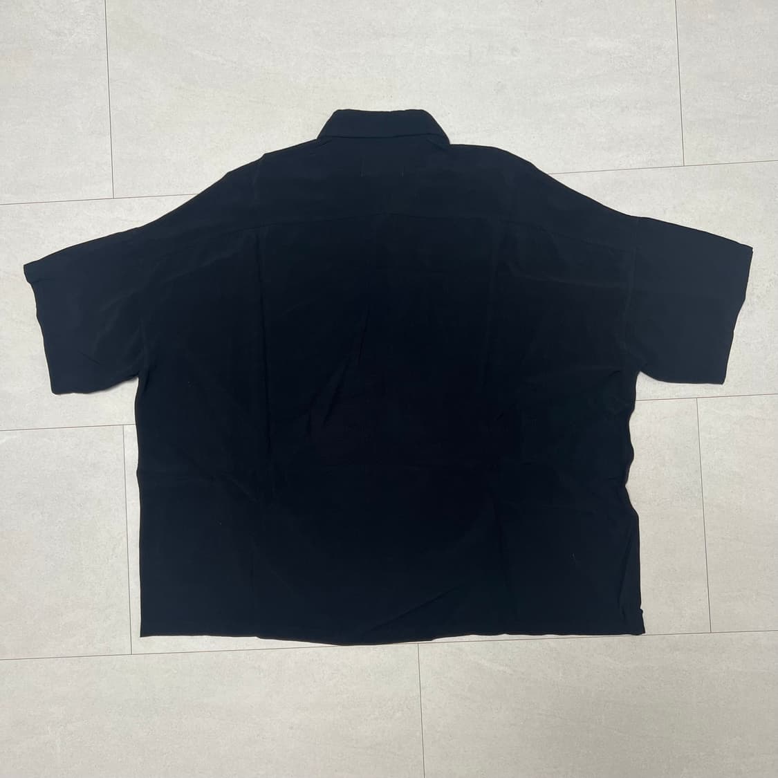 마카 marka 블랙 레이온 반팔 셔츠 상품이미지3