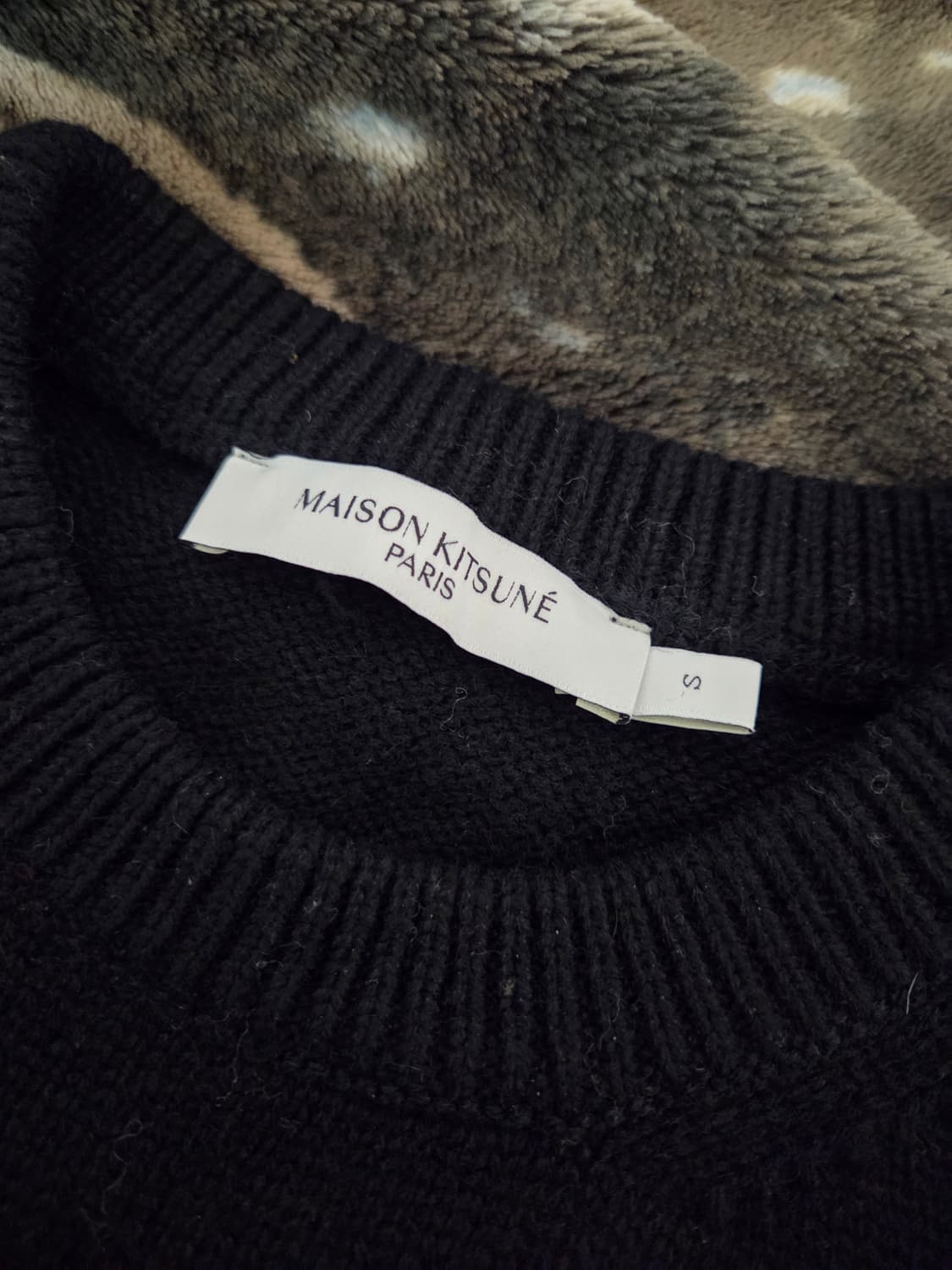 메종키츠네 빅폭스헤드 블랙 니트 S 상품이미지2