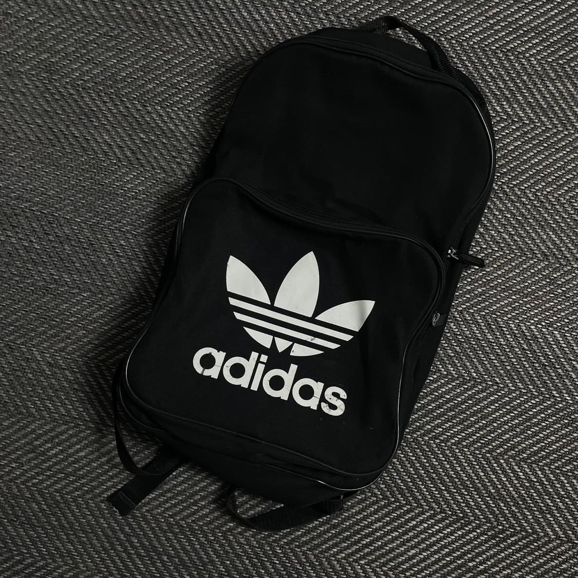 00s 아디다스 클래식 트레포일 백팩 블랙 y 3982 상품이미지1