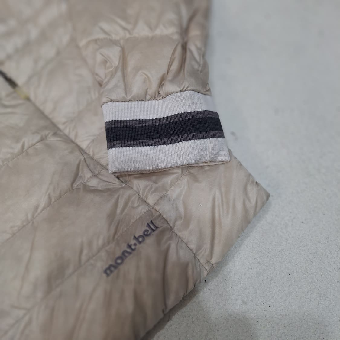 몽벨  경량패딩95 상품이미지3