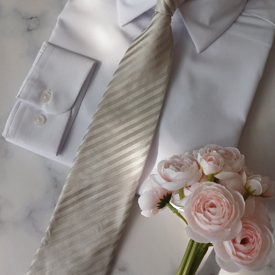 엠포리오 아르마니 실크 스트라이프 넥타이 9cm A등급 A18898
 상품이미지5