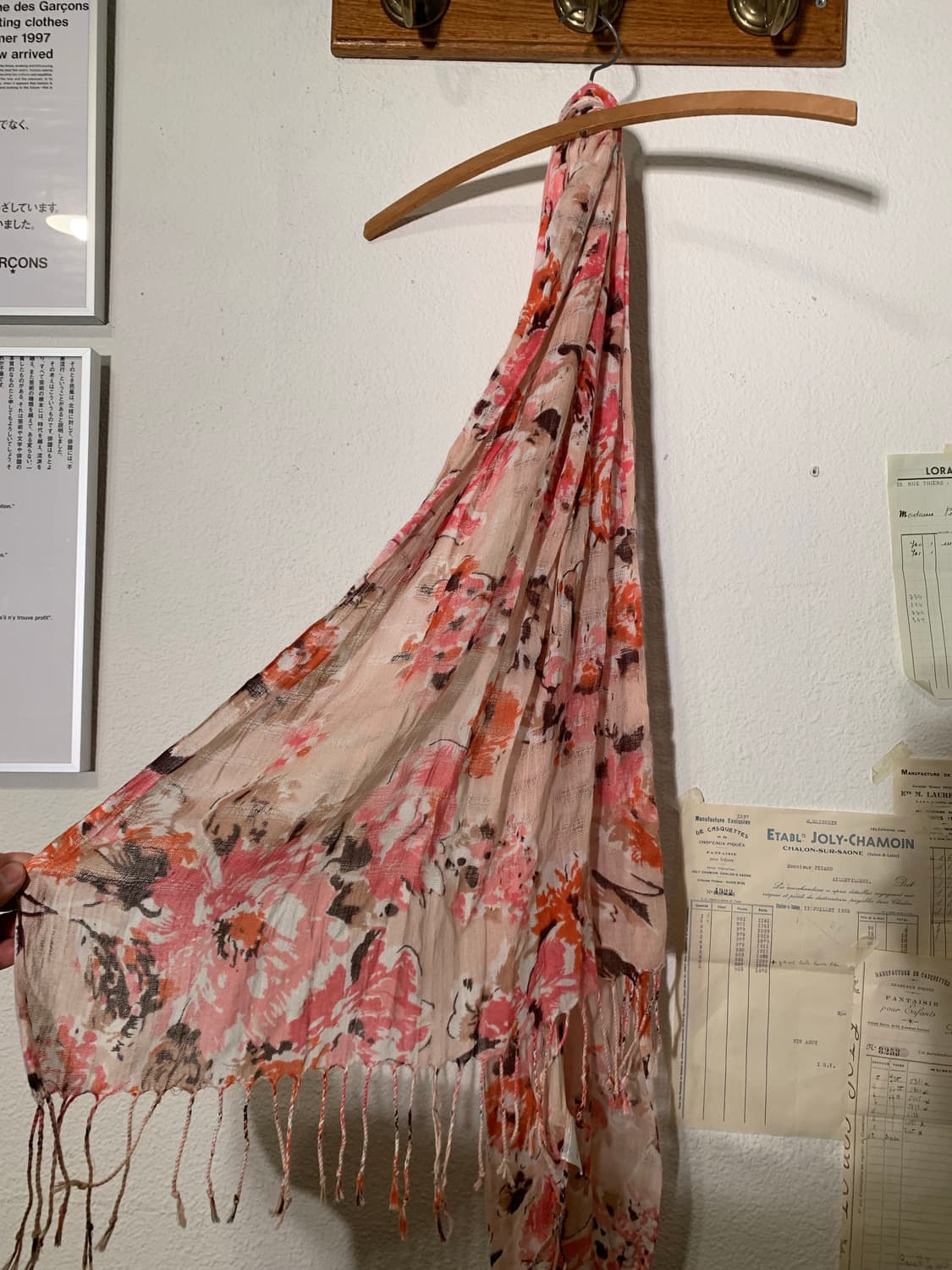 레이빔즈 플라워 패턴 롱 스카프 상품이미지3