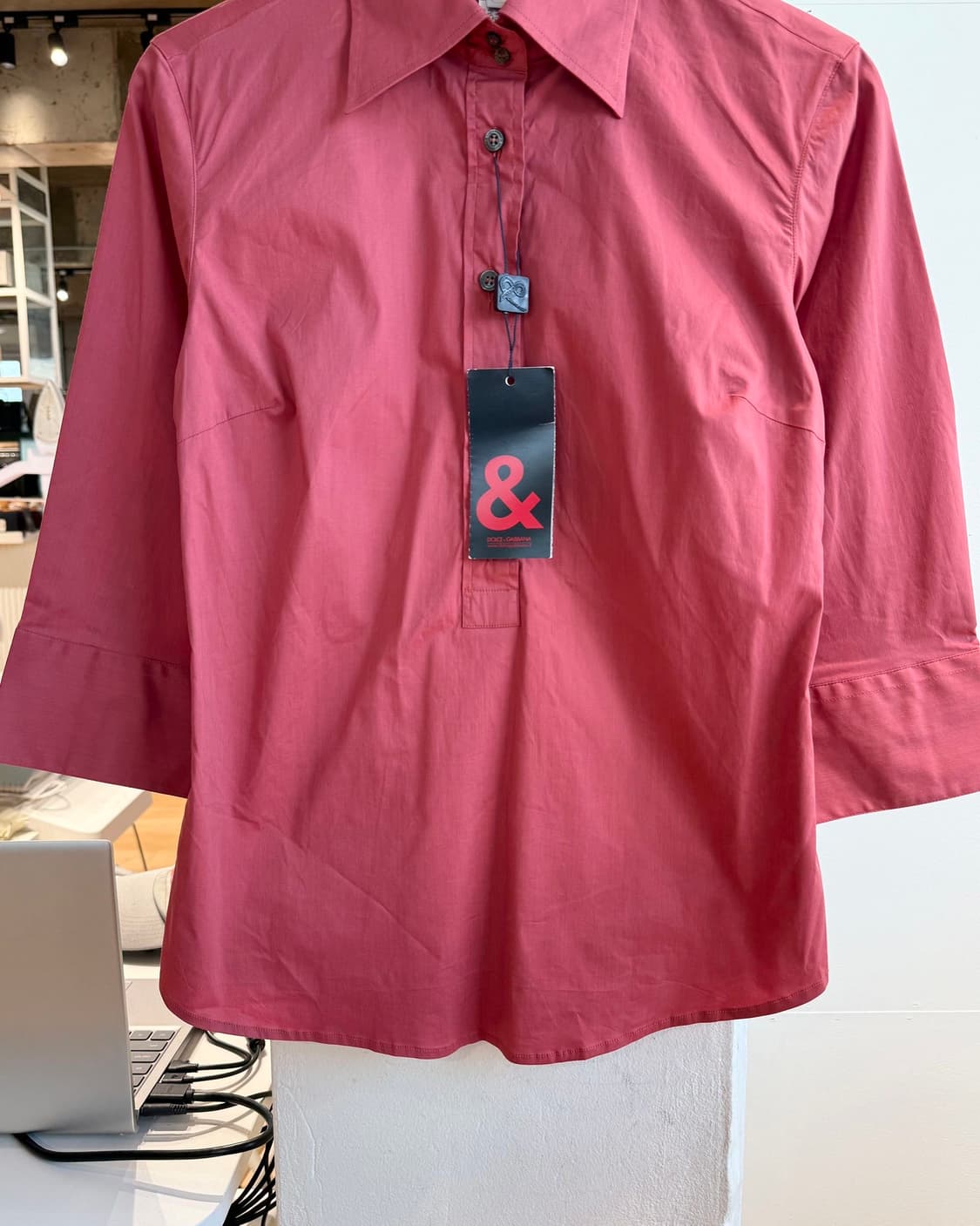 돌체앤가바나 레드 하프버튼 블라우스 셔츠  상품이미지5