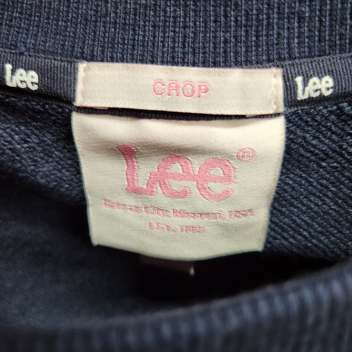 Lee 캔자스시트 사이드라인 크롭 맨투맨 S(L) 상품이미지5