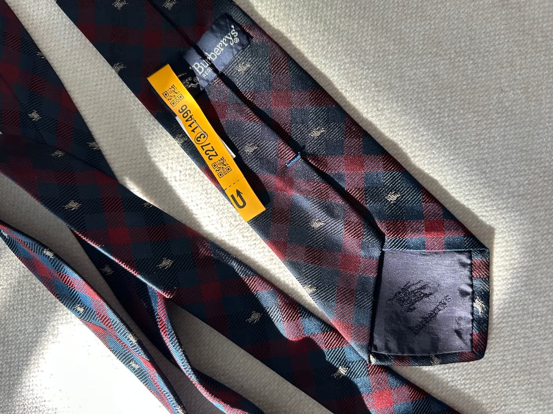 버버리 체크 넥타이 상품이미지3
