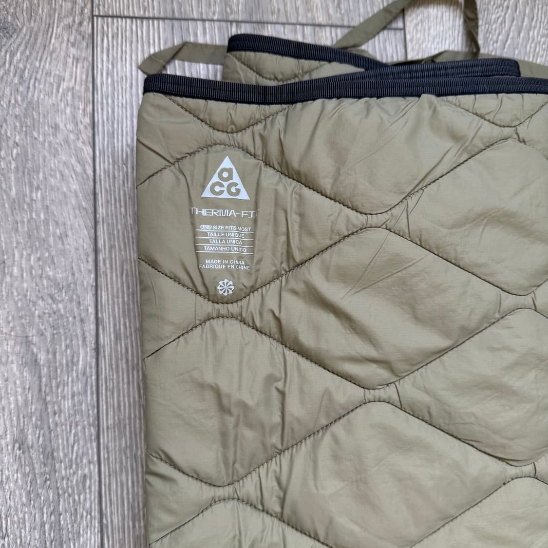 나이키 ACG 써마핏 Rope de Dope 블랭켓 담요 상품이미지2