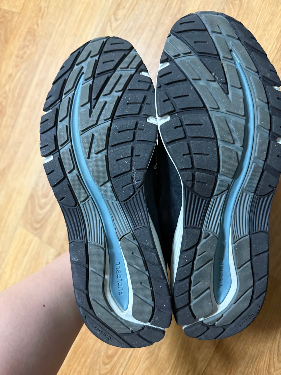 뉴발란스 991v2 메이드 인 UK 다크 네이비 스모크드 펄 260 상품이미지4