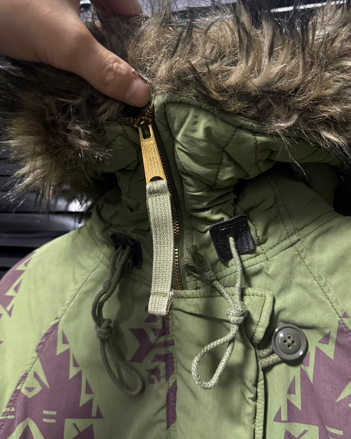 데님앤서플라이 폴로 랄프로렌 나바호 패턴 카키 피쉬테일 덕다운 패딩 야상 상품이미지6