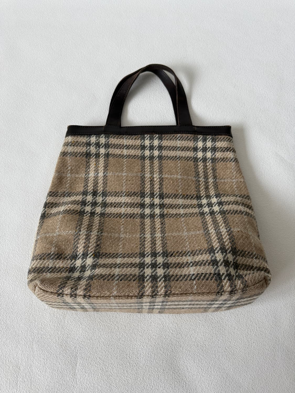버버리(BURBERRY) 울 체크 토트백 상품이미지3