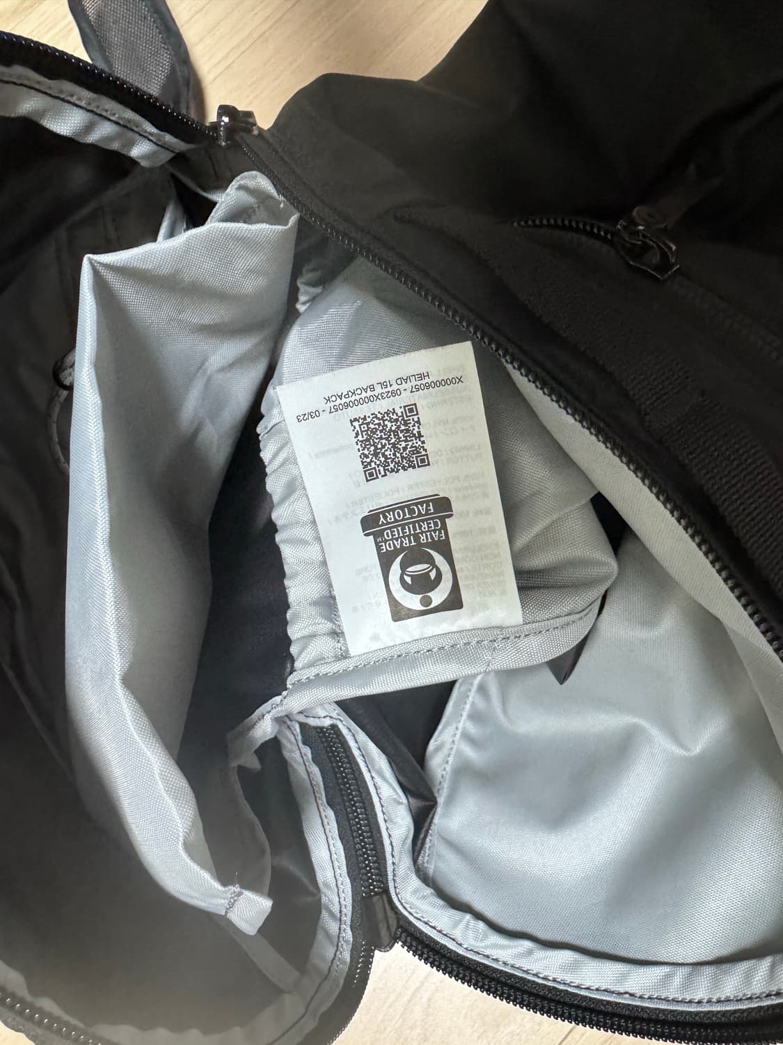 아크테릭스 헬리아드 15백팩 블랙 상품이미지4