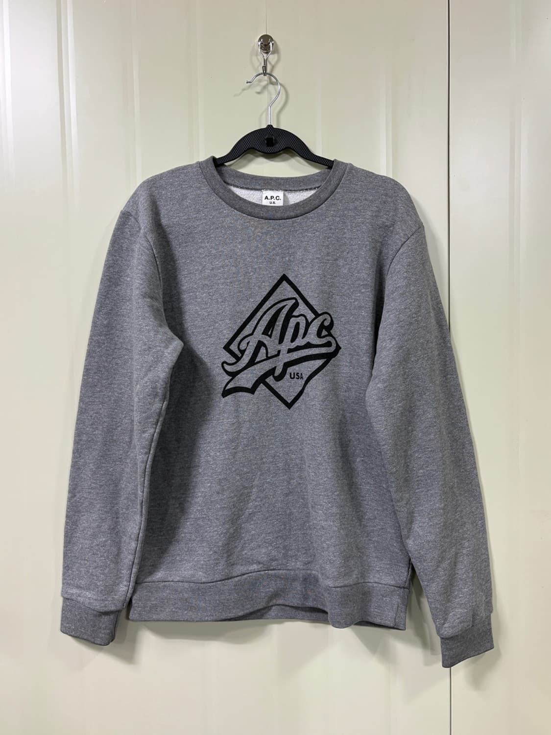 A.P.C 아페쎄 USA 셔먼 로고 스웻셔츠 상품이미지1