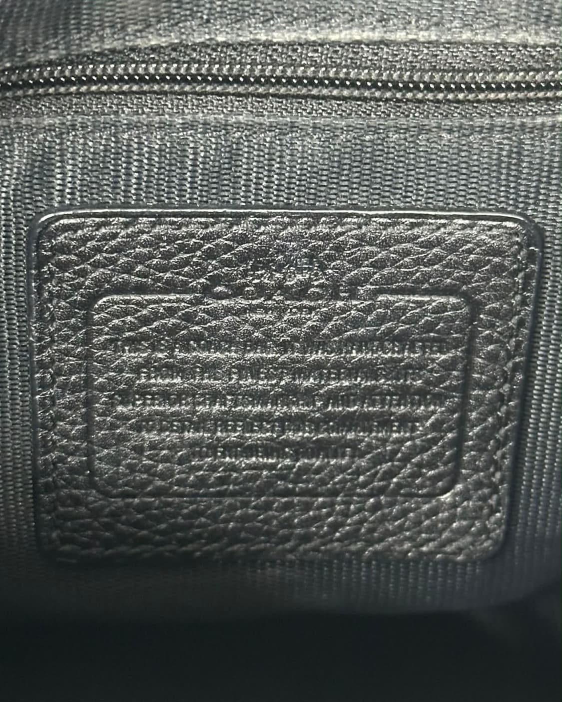 코치 블랙 마차 엠보 레더 숄더 호보백 상품이미지8