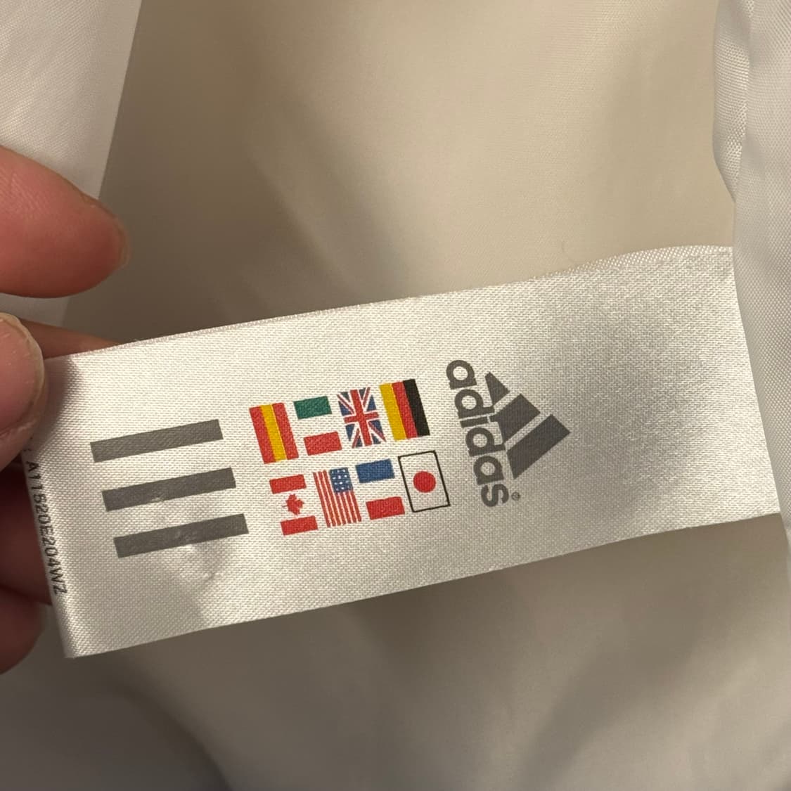 아디다스 빅로고 푸퍼 숏패딩 (L) 상품이미지7