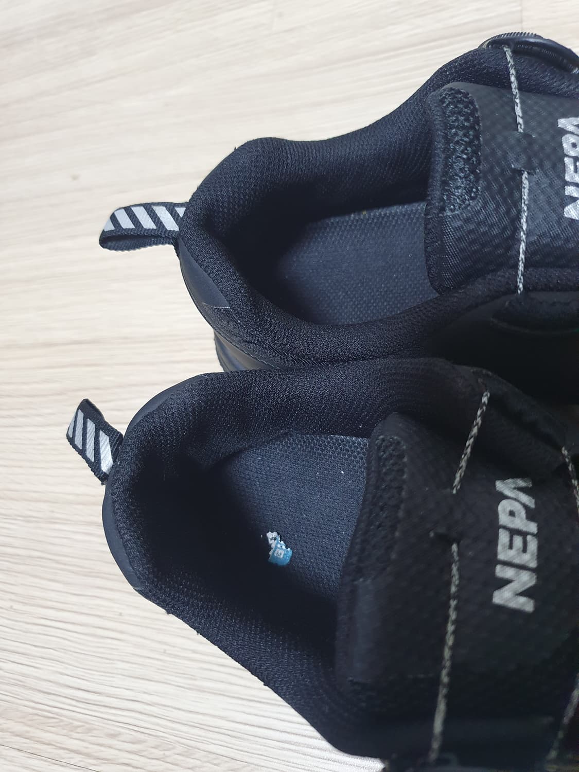 네파 고어텍스 트레킹화 260 상품이미지8