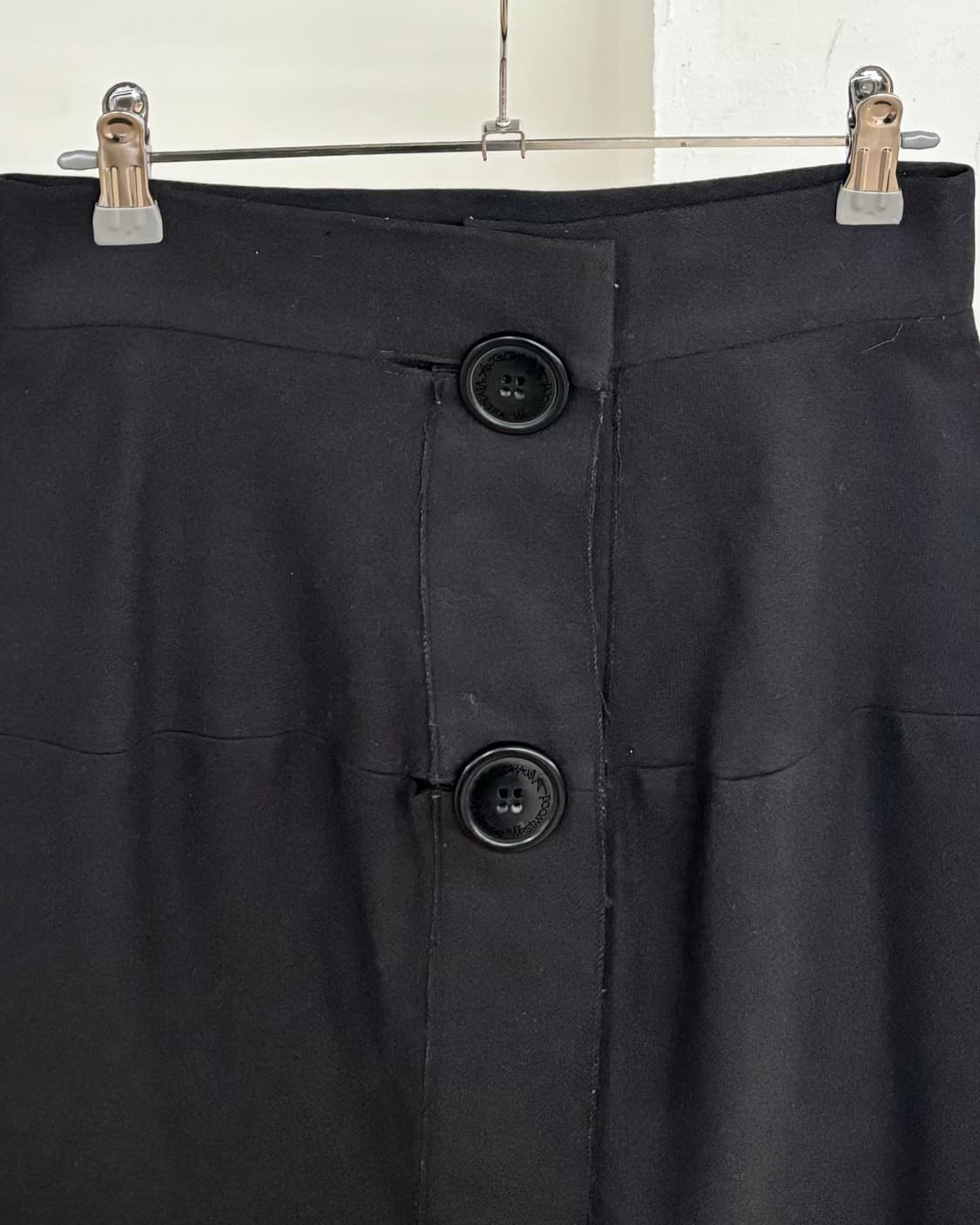 비비안 웨스트우드 버튼 미디 스커트 상품이미지2