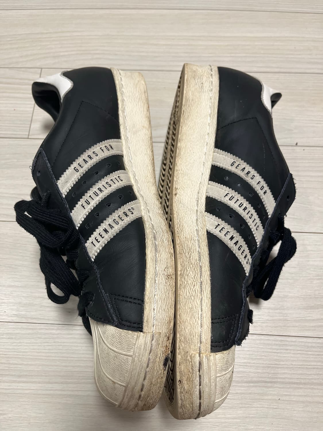 아디다스 휴먼메이드 슈퍼스타 상품이미지2