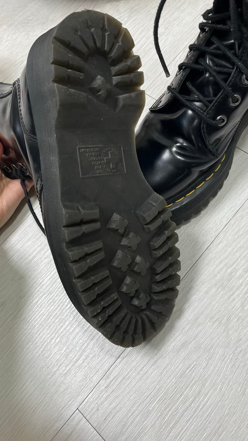 닥터마틴 제이든 240 상품이미지3