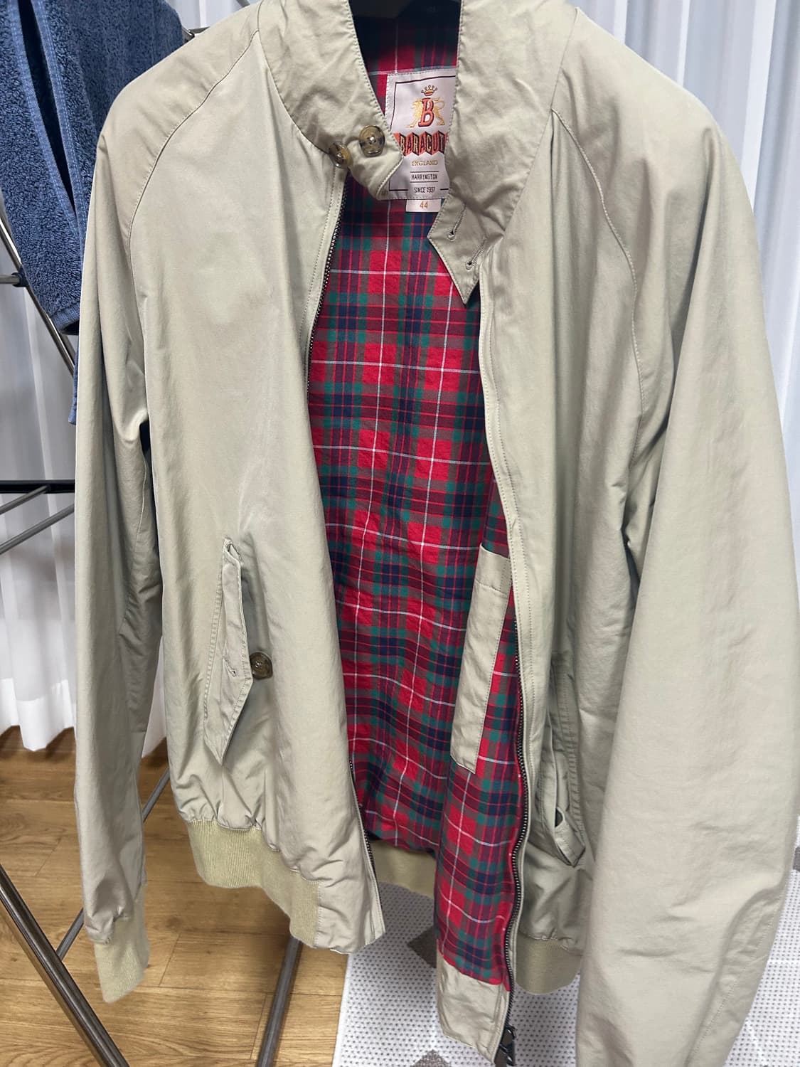 바라쿠타 G9 44사이즈 베이지 상품이미지1