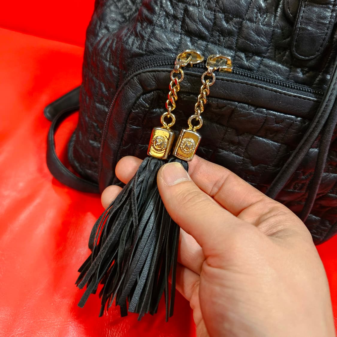 메트로시티 빈티지 y2k 시그니쳐 로고 퀄팅 금장 장식 백팩 상품이미지2