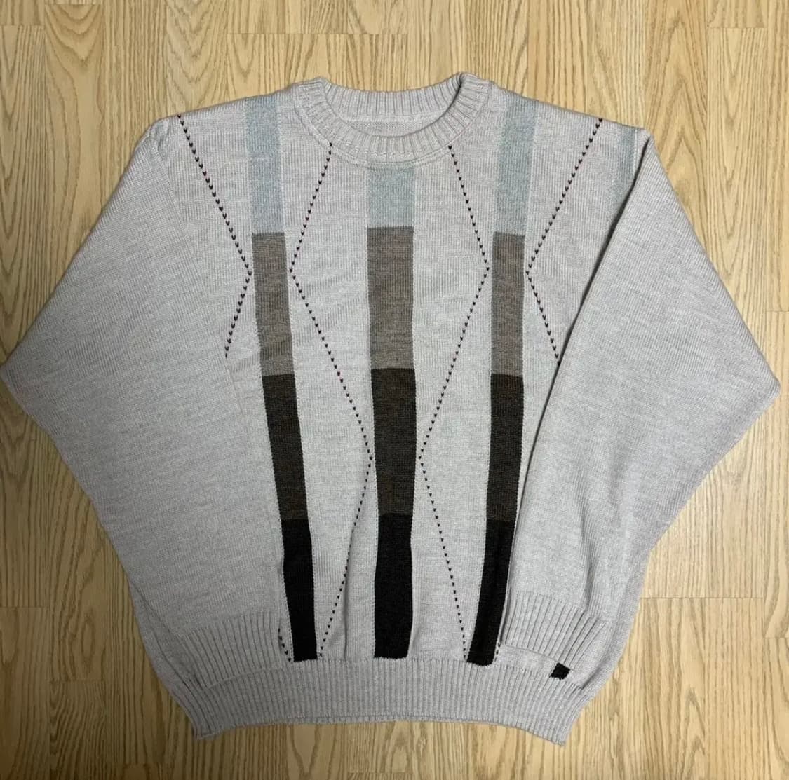 [VINTAGE] 이태리 수입 패턴니트 MADE IN ITALY 상품이미지1