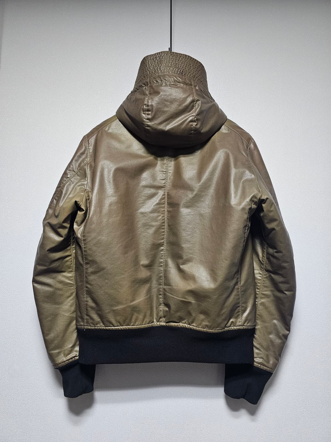 스톤아일랜드 왁스드 아이스 2 자켓 상품이미지2