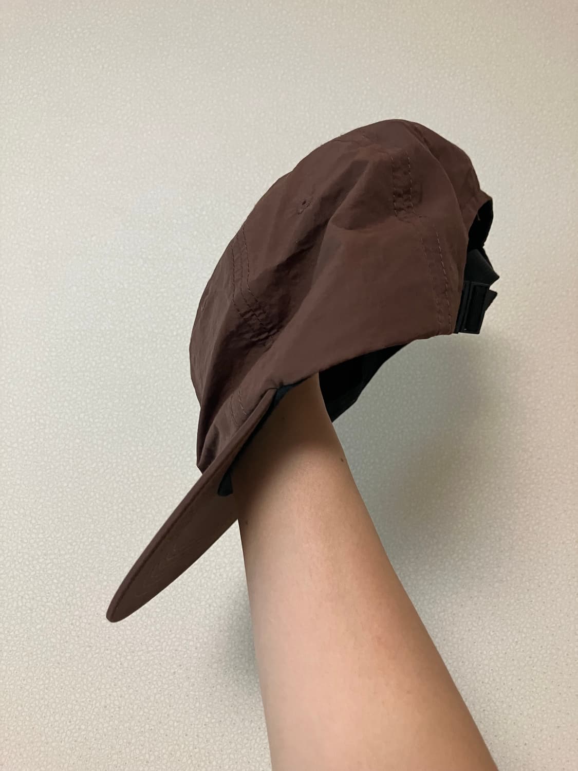 오티코티 아디코티 굿즈 6패널캡 나일론캡 모자 브라운 상품이미지2