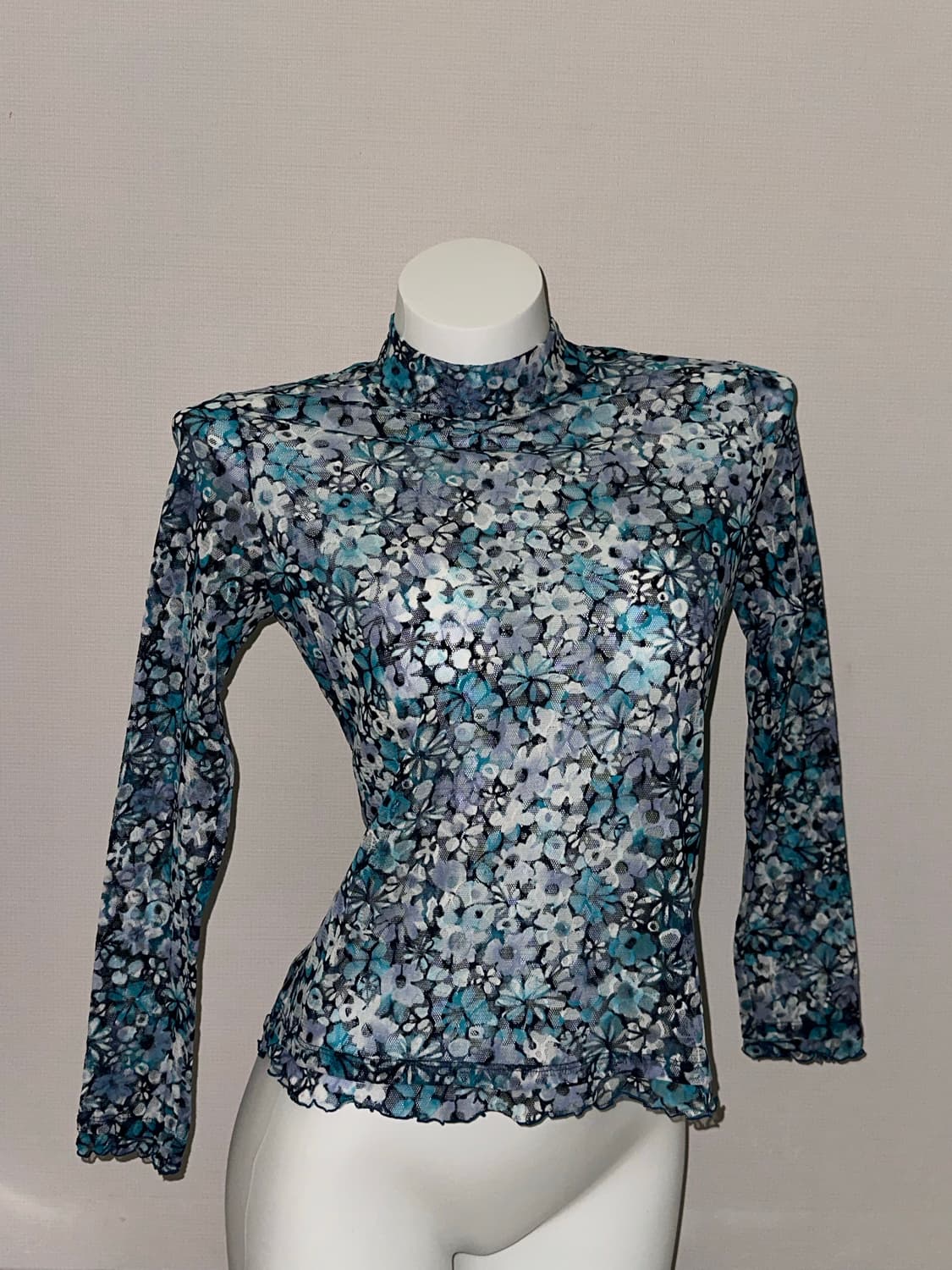 빈티지 메쉬 반폴라 패턴 탑 상품이미지3