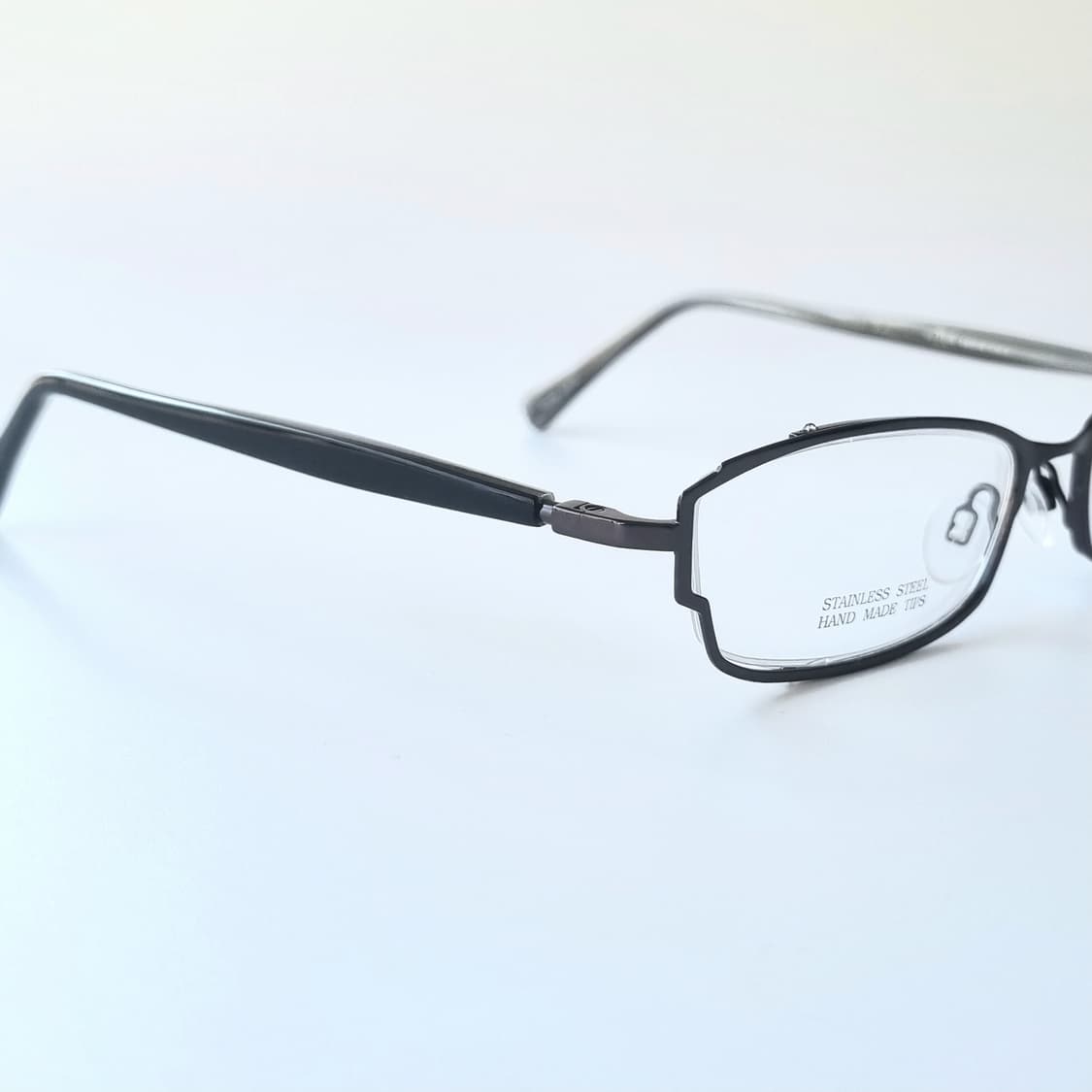 데드스탁 스테인리스 스틸 가벼운  안경테 588 상품이미지6