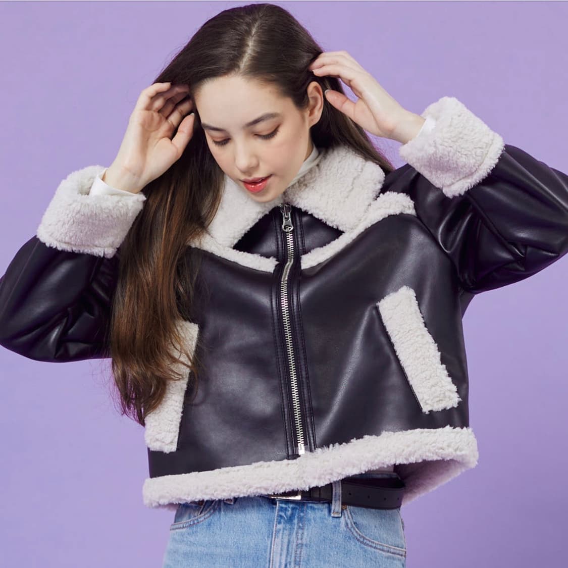 콜릿 크롭 오버핏 무스탕 플리스 시어링 자켓 [Black_White] 상품이미지1