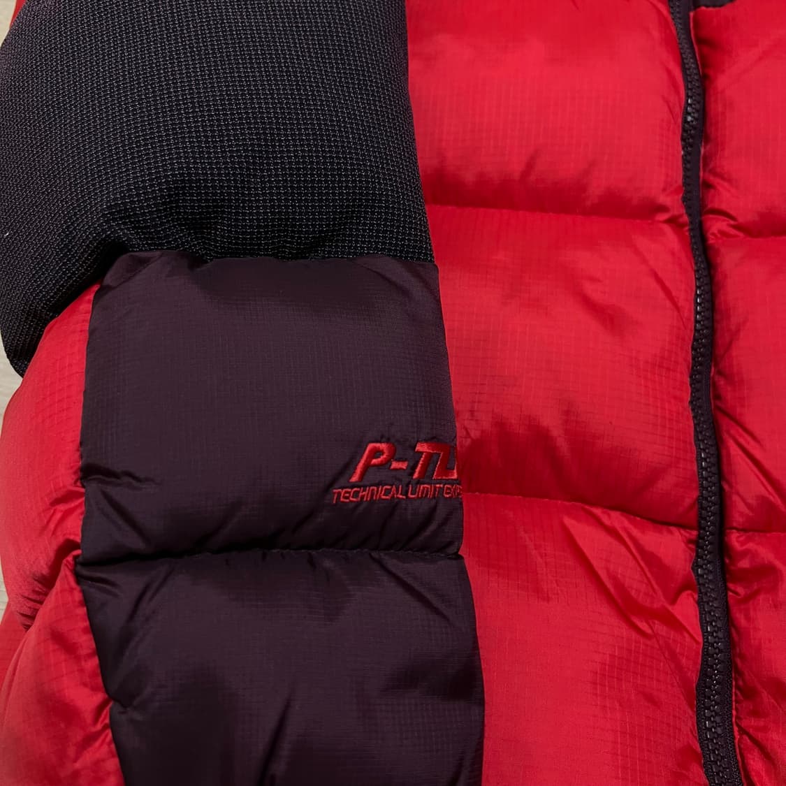 프로월드컵 구스다운 700 배색 후드 패딩 점퍼 [레드] L/100 상품이미지6