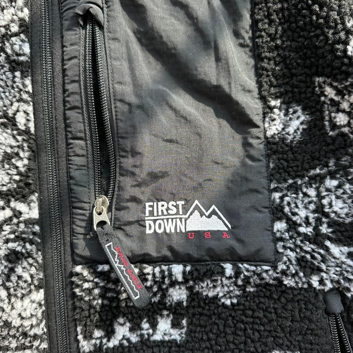 퍼스트다운 리버서블 반다나 후리스 상품이미지2