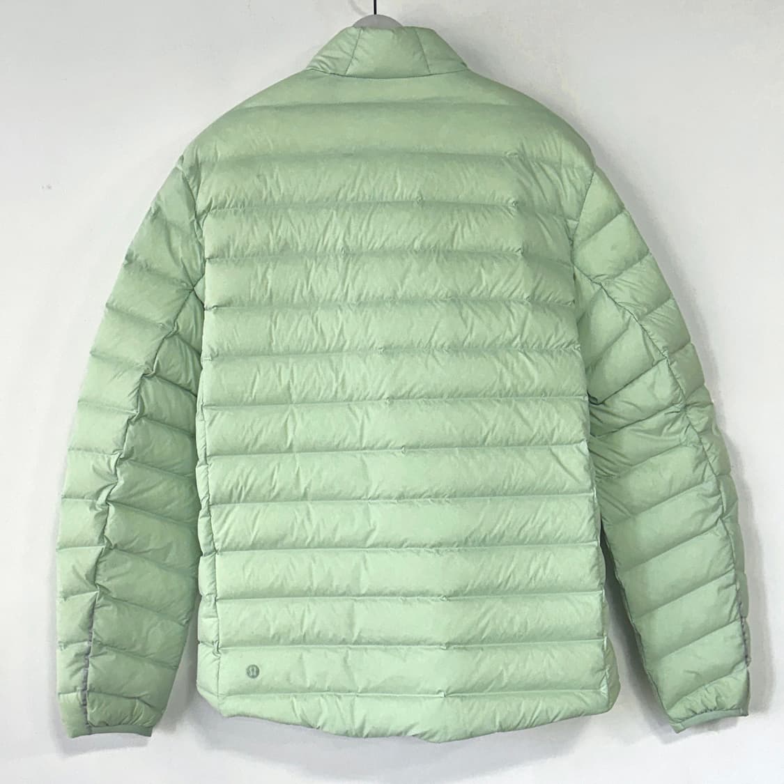 룰루레몬 내비게이션 다운 경량 패딩 상품이미지8