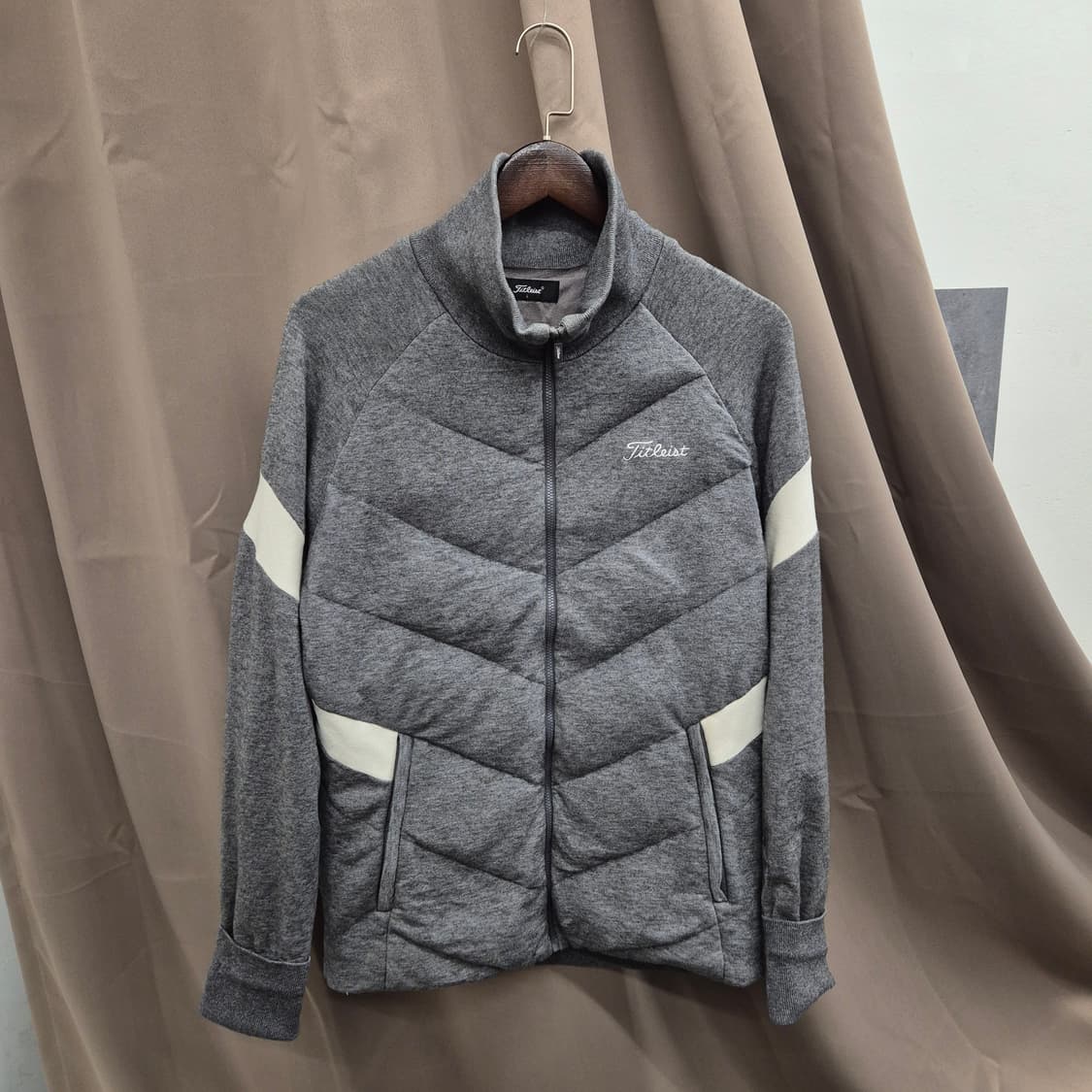 타이틀리스트 모블랜디드 니트스타일 구스 점퍼 L 상품이미지1