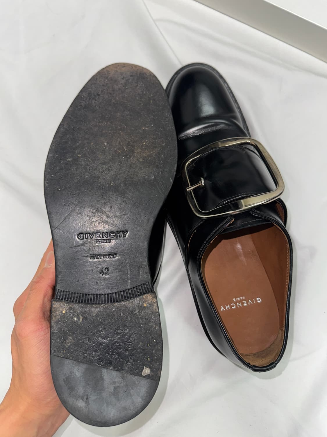 지방시 카프스킨 빅 버클 더비 슈즈 by 리카르도 티시 상품이미지3