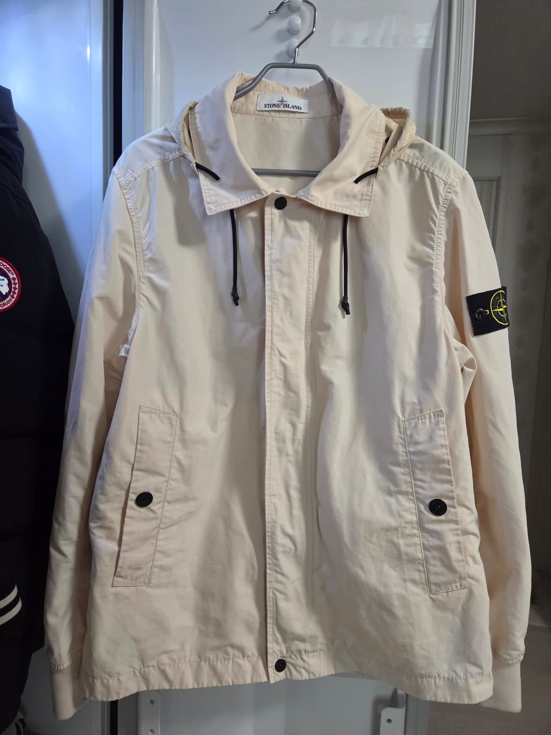 [2회착용] 스톤아일랜드 마이크로 렙스 후드 자켓 상품이미지1