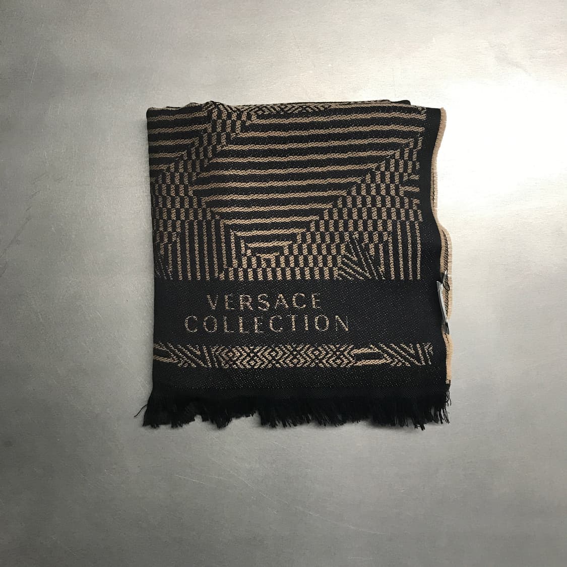 베르사체 메두사 머플러 상품이미지2