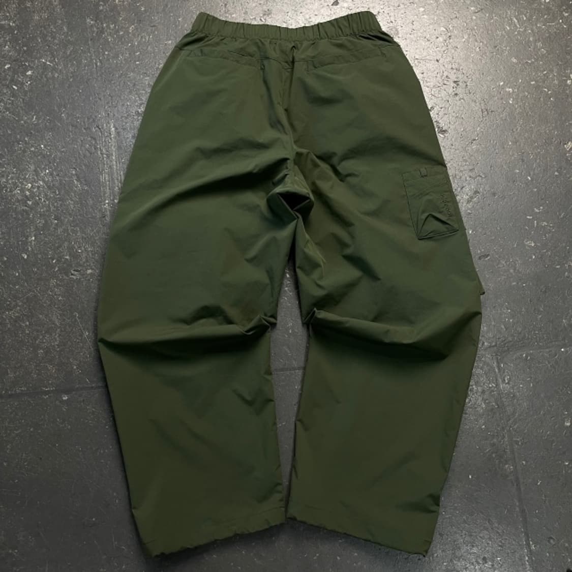 95 하이드아웃 와이드 파라슈트 카고팬츠  상품이미지6