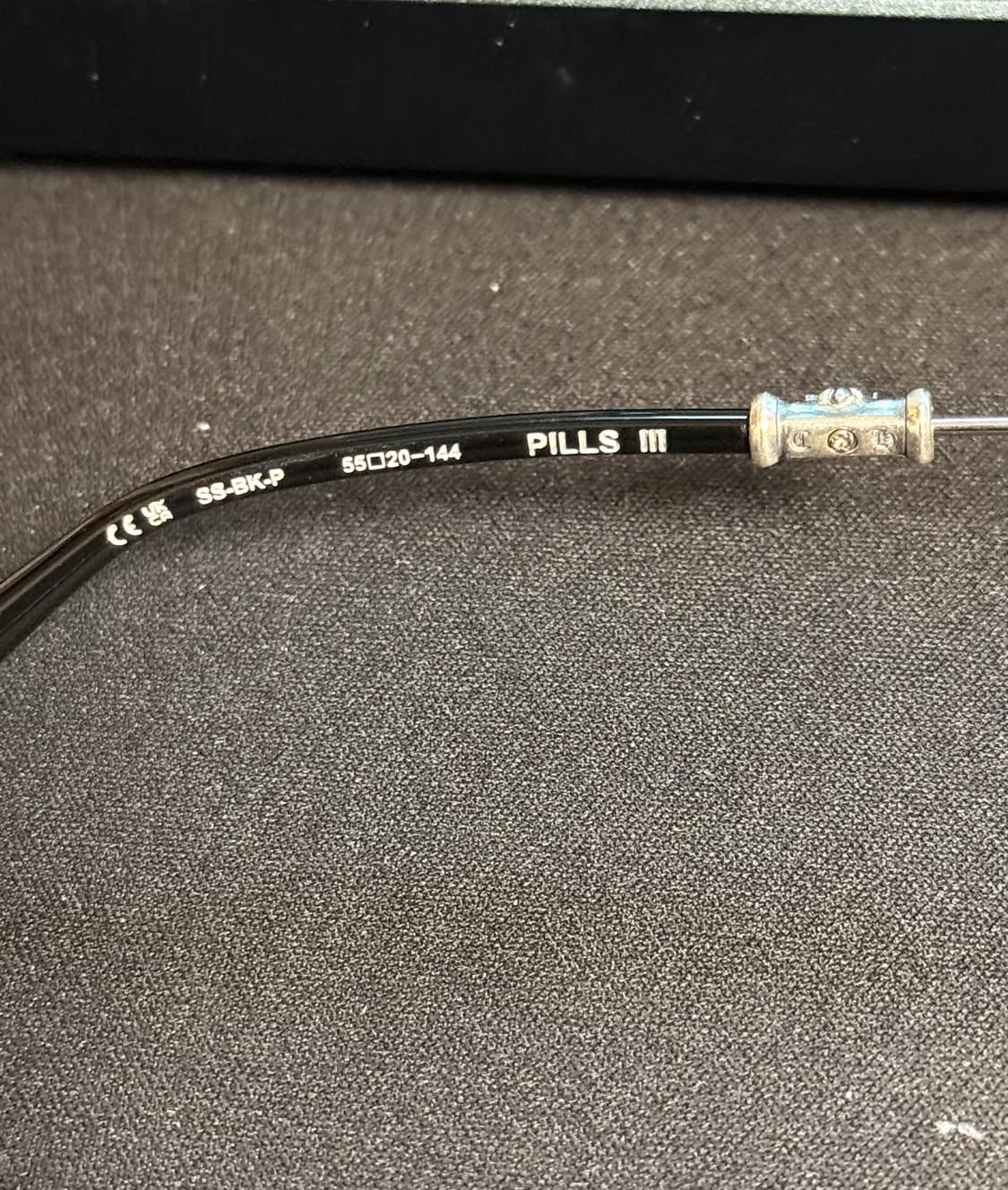 크롬하츠 필스3 샤이닝 실버 렌즈 각인판 새상품 상품이미지4