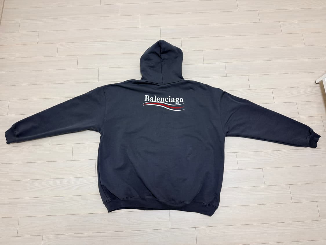 발렌시아가 폴리티컬 캠페인 웨이브로고 후디 상품이미지3