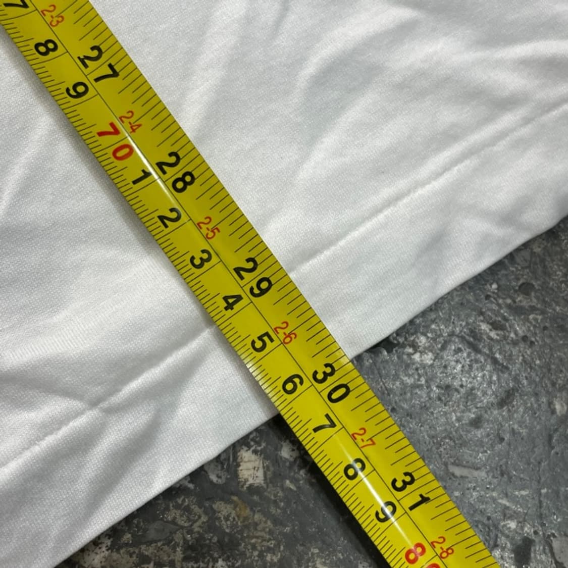 105 입생로랑 포켓 반팔티 상품이미지7