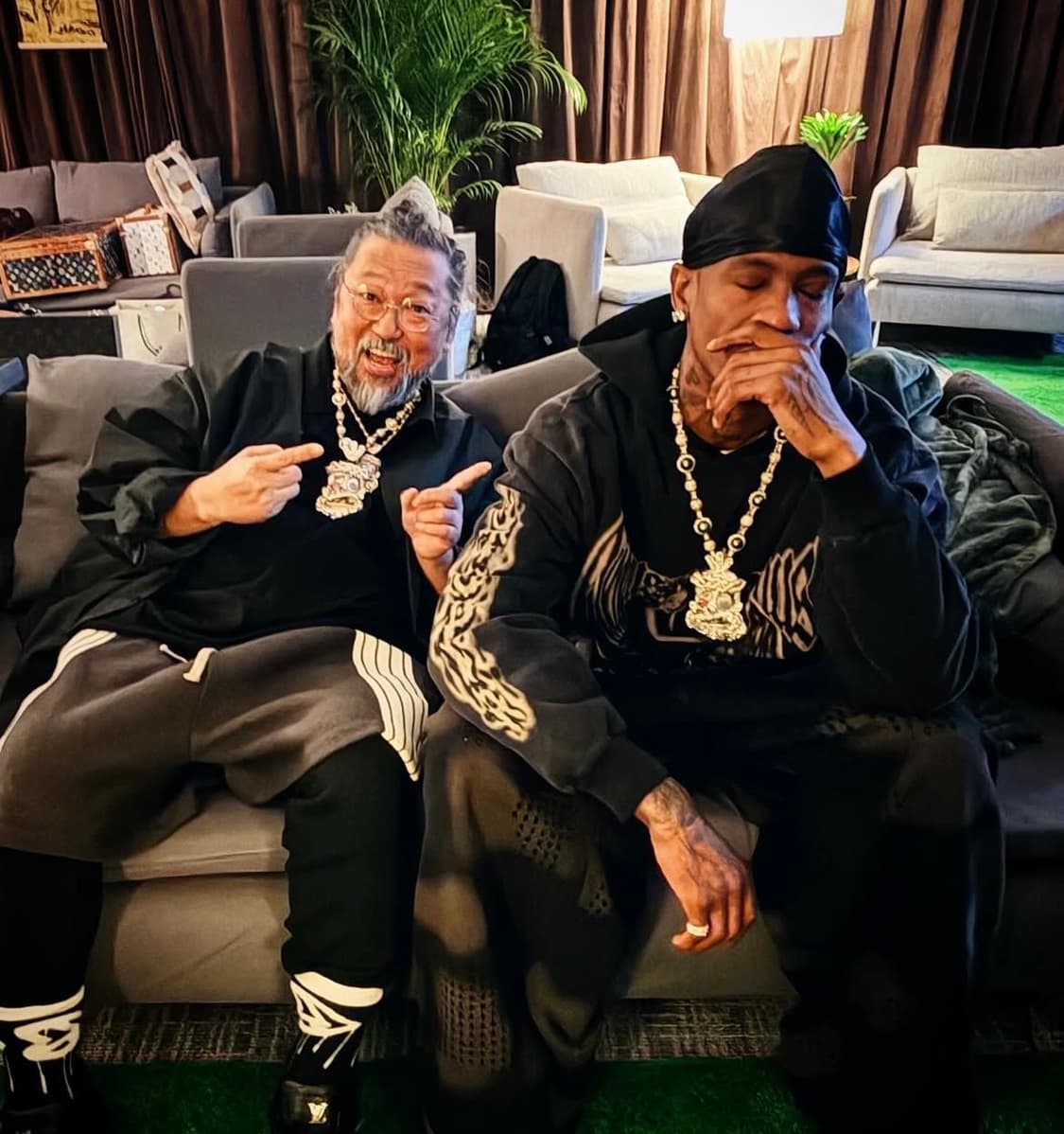 트래비스 스캇 머천 후드[L] 상품이미지2