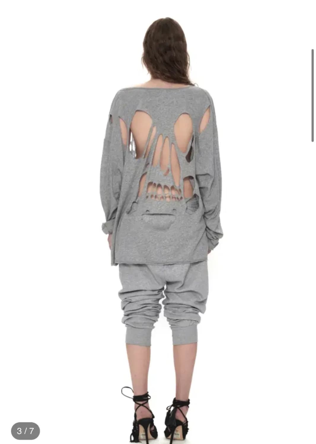 604서비스 v-neck 브이넥 티 스컬 컷아웃 인 그레이 티셔츠 상품이미지2