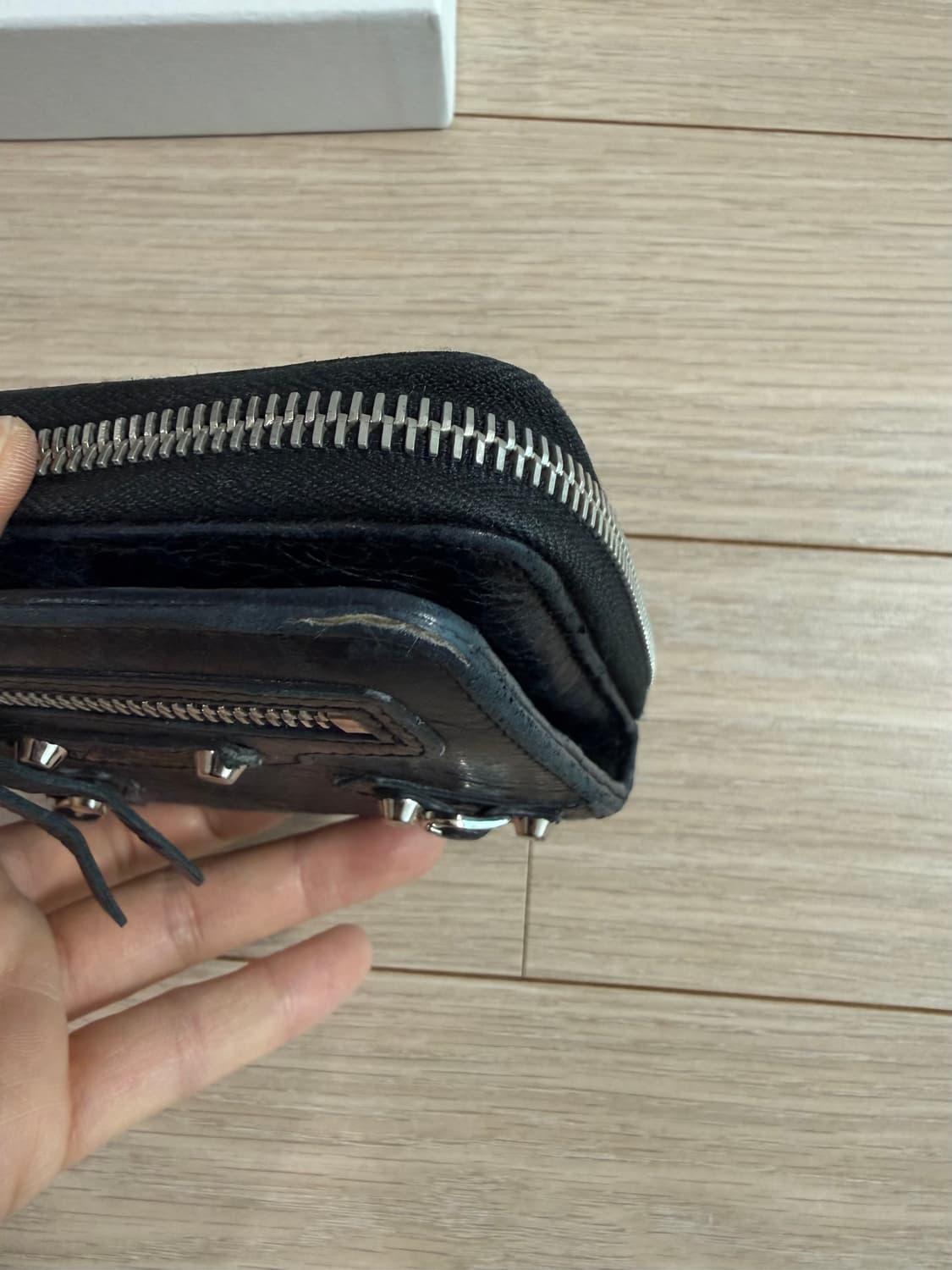 발렌시아가 모터 반지갑 상품이미지10