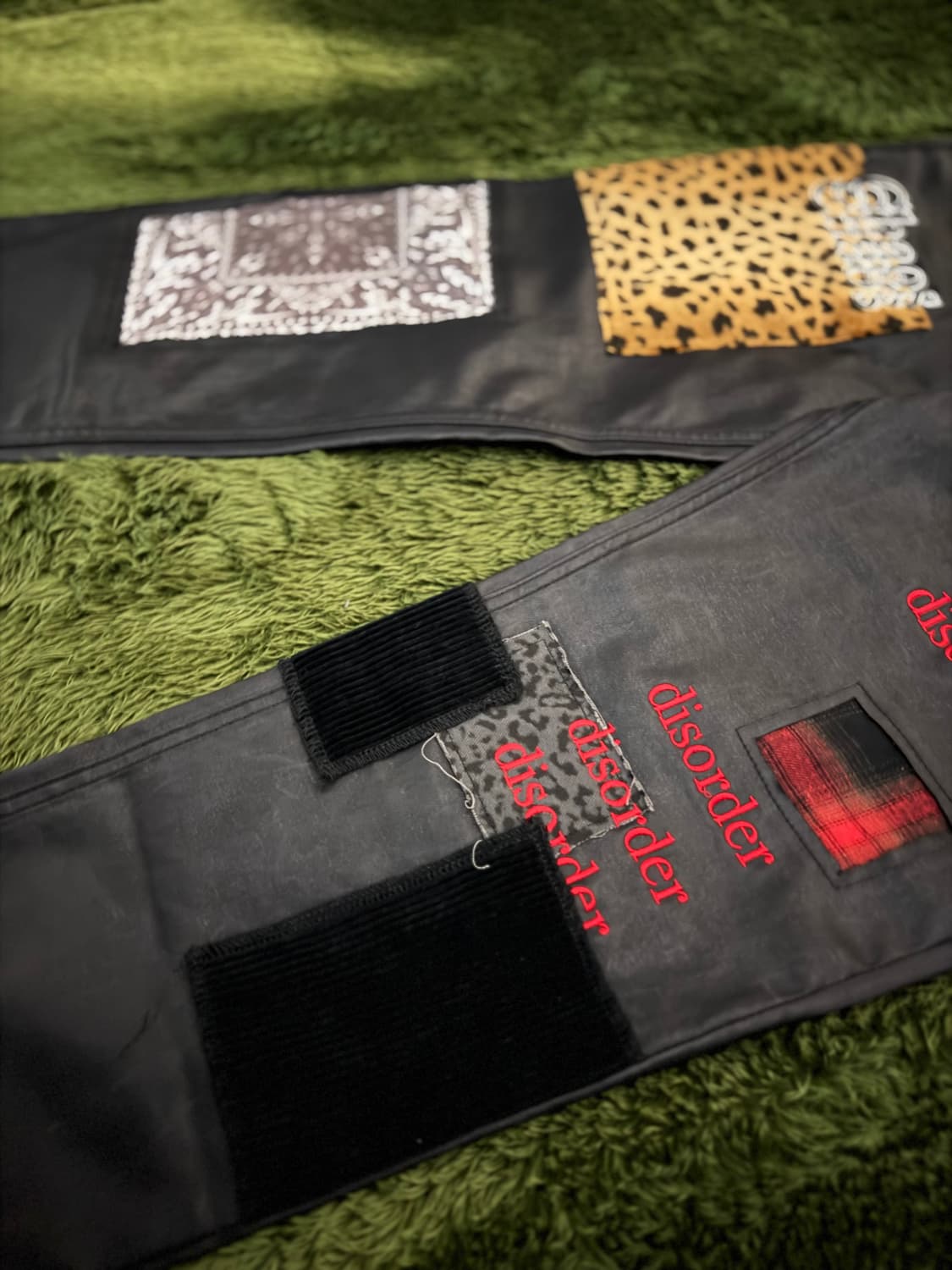 [3] 다잉브리드 X 에이징씨씨씨 피크 로고 패치 코팅 진 블랙 상품이미지6