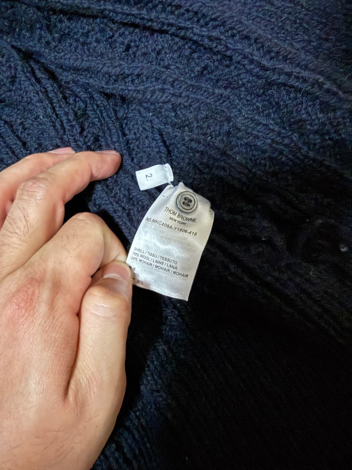 톰브라운  4바 스트라이프 아란 케이블 도니골 울 가디건 2사이즈 판매 상품이미지6