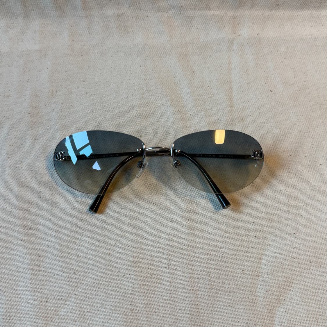 샤넬 실버 무테 선글라스 상품이미지2