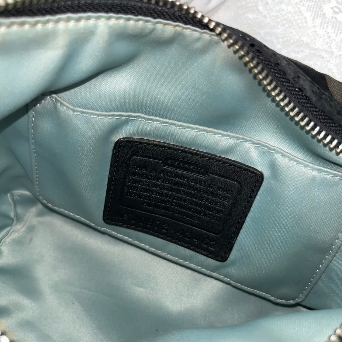 코치 블랙 미니백 상품이미지5