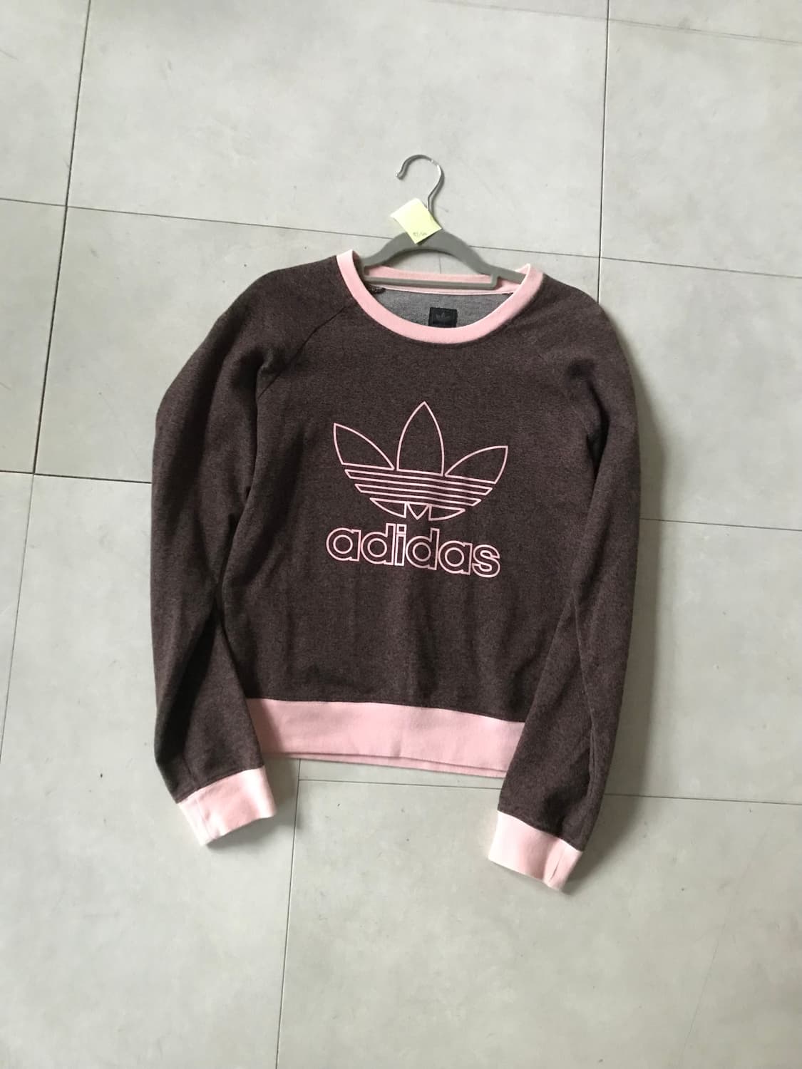 아디다스 00s 브라운 빅로고 맨투맨 상품이미지8