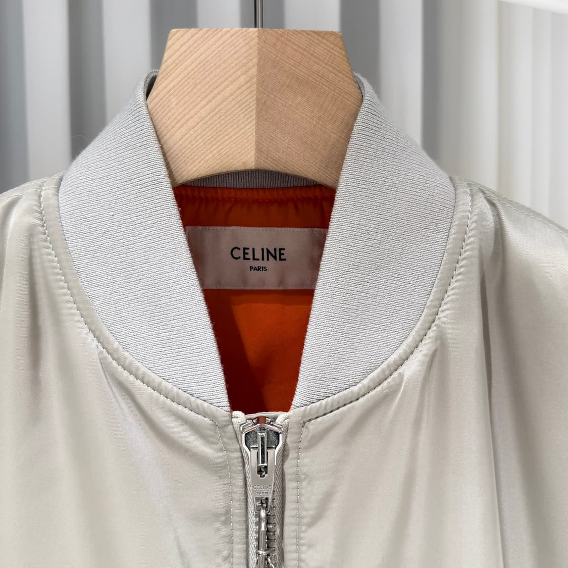 50 / 셀린느 백로고 MA-1 블루종 자켓 상품이미지3